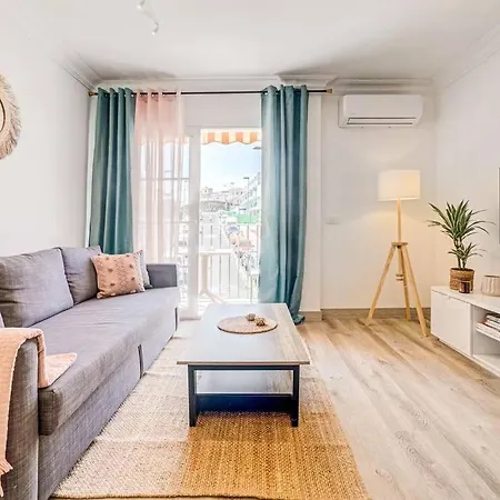 Apartment La Caleta Comfortable 2 *